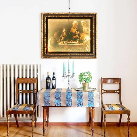 Pantheon Caravaggio's House Appartement