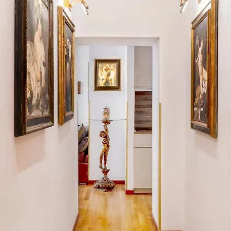 Appartement Pantheon Caravaggio's House